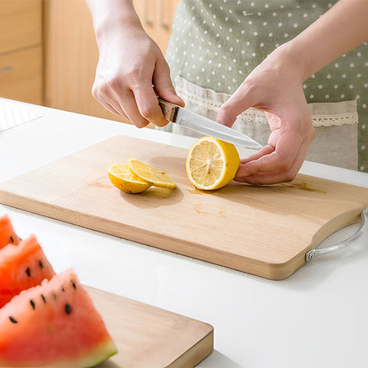 Planche a decouper bois couper citron