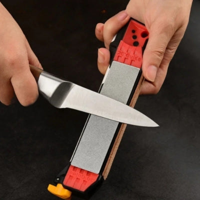 affuteur de couteau rouge