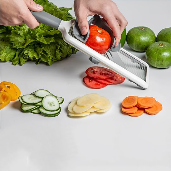 cuisine mandoline tranche tomates