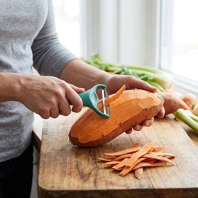 Éplucheur à légumes confortable