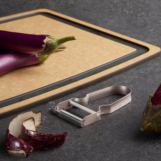 eplucheur epluche aubergine