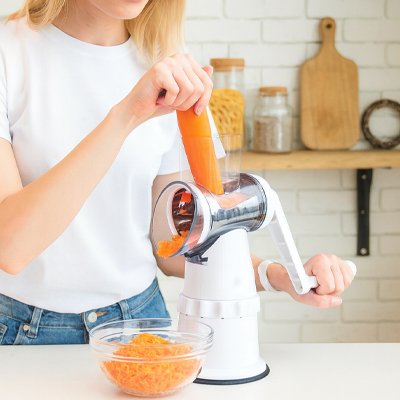 rape a legumes manuelle coupe carotte en julienne