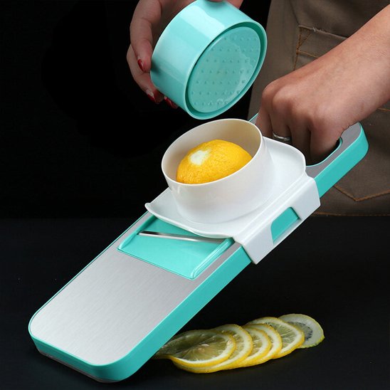 râpe pour carottes citrons tranches